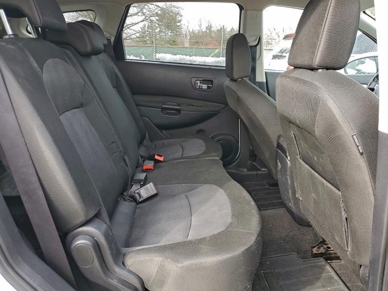 2010 Niss Rogue
