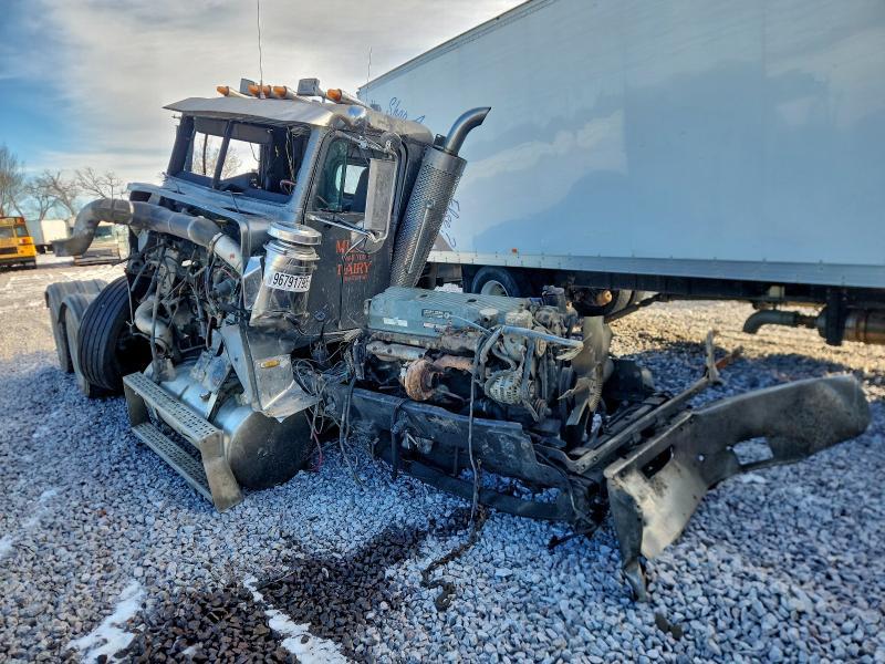 1996 Freightliner Conventional Semi Truck