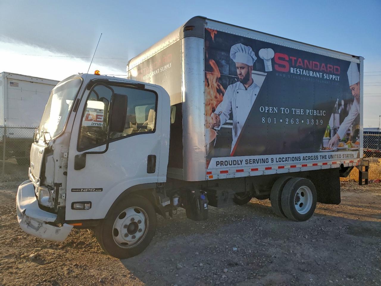 2019 Isuzu Npr xd box Truck
