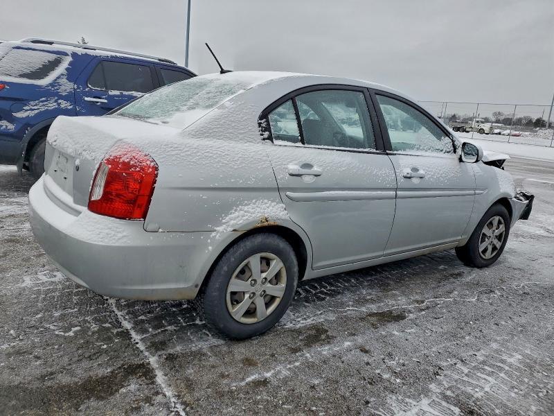 2011 Hyundai Accent gls