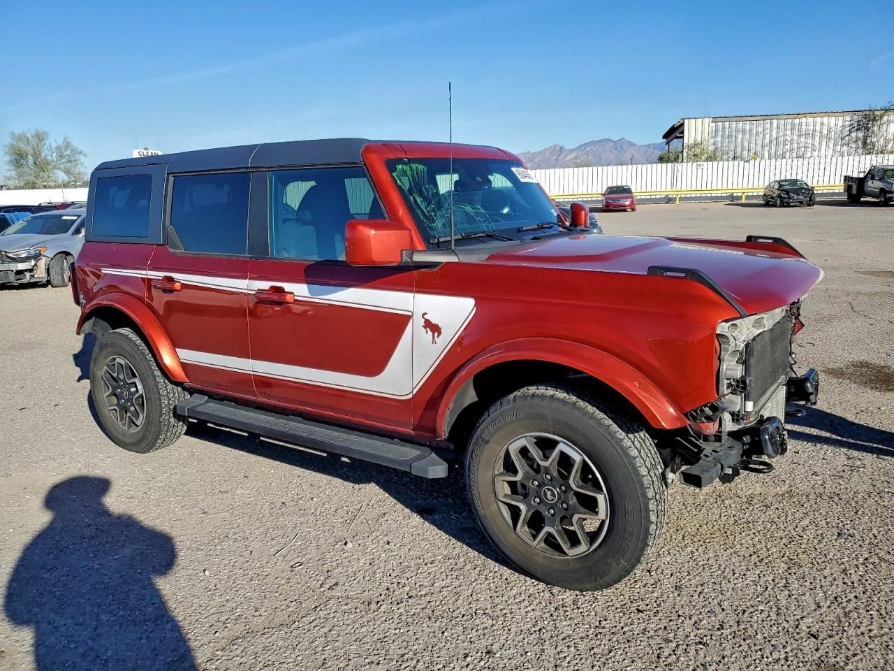 2023 Ford Bronco Base