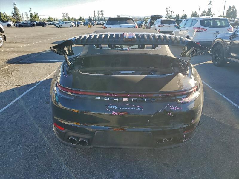 2024 Porsche 911 Carrera s