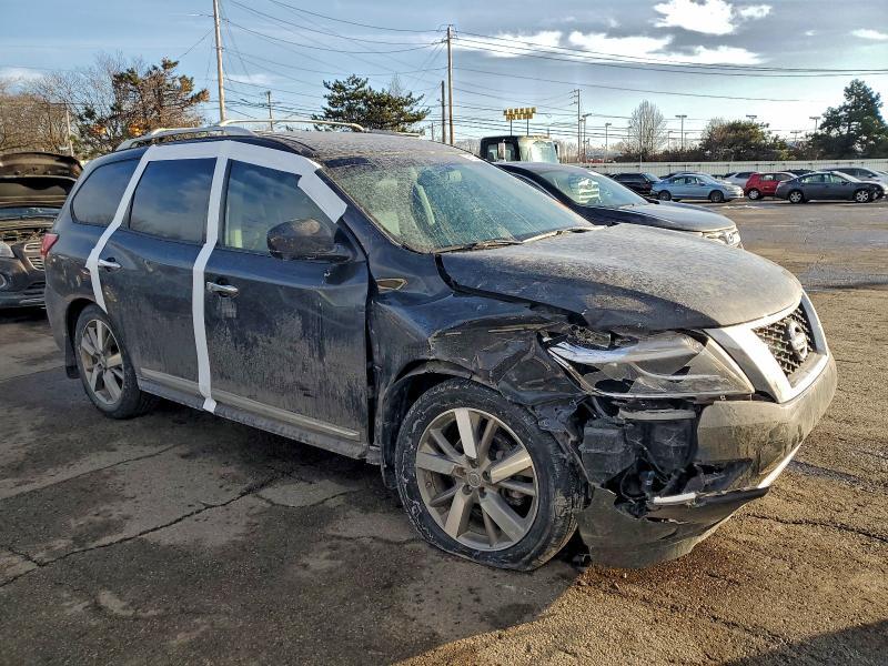 2015 Nissan Pathfinder s