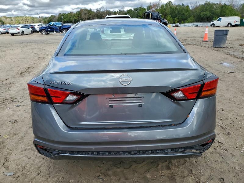 2023 Nissan Altima s
