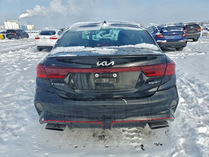 2023 KIA Forte gt