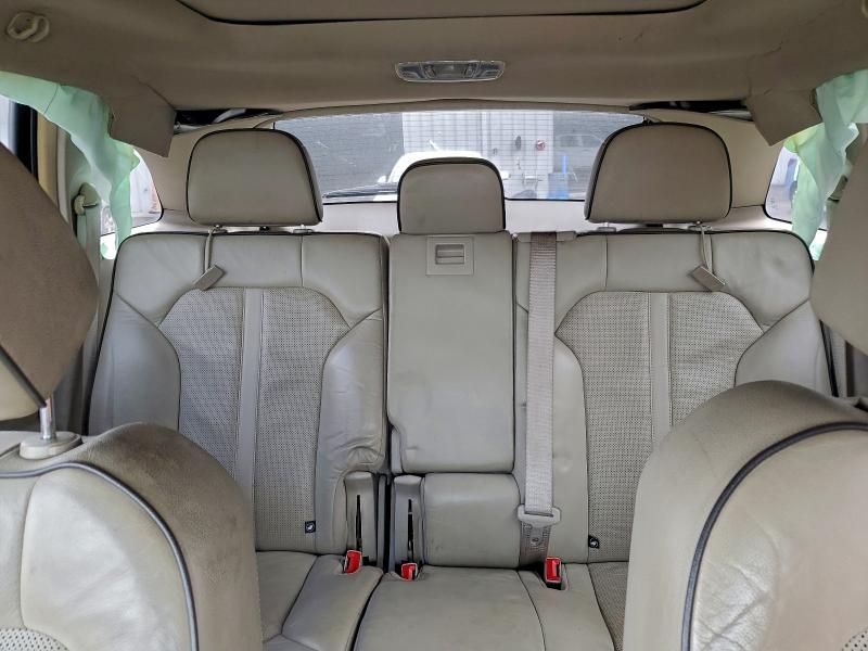 2013 Lincoln Townhouse MKX