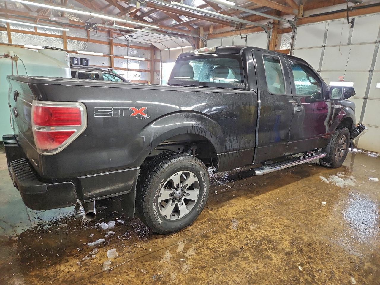 2012 Ford F150 Super cab
