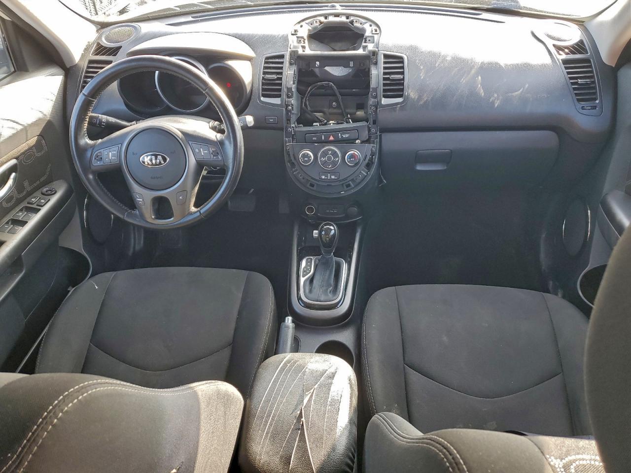 2013 KIA Soul +