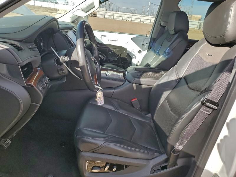 2017 Cadillac Escalade Luxury