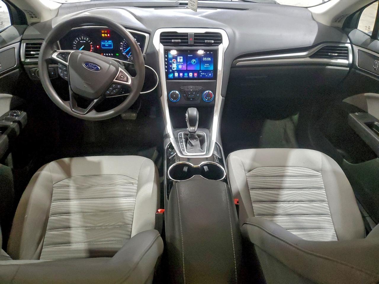 2016 Ford Fusion s