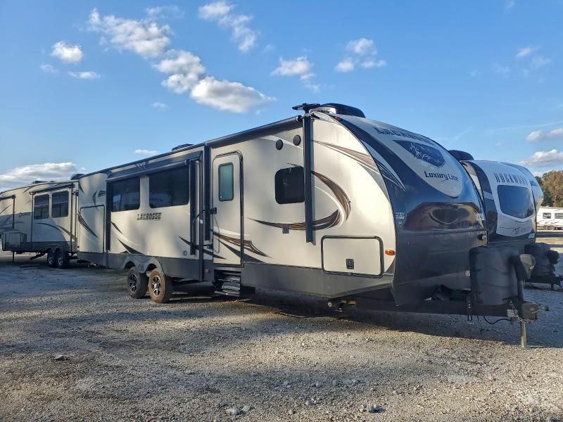 2018 Lacrosse Luxury LIT