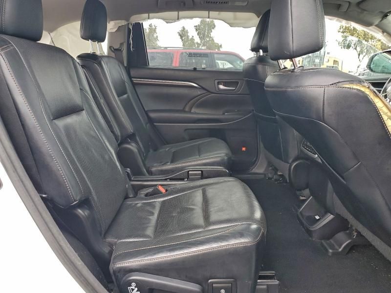 2015 Toyota Highlander Limited