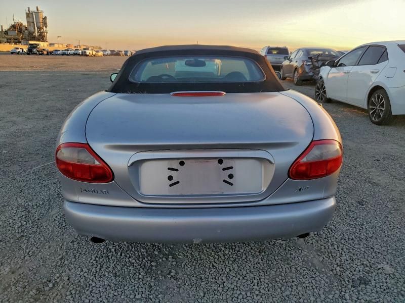 2000 Jaguar XK8