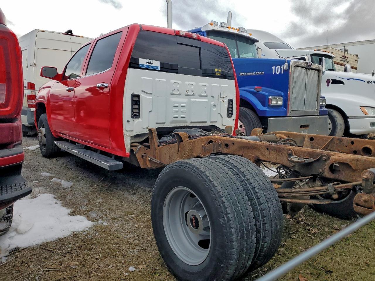 2015 GMC Sierra K3500 Denali