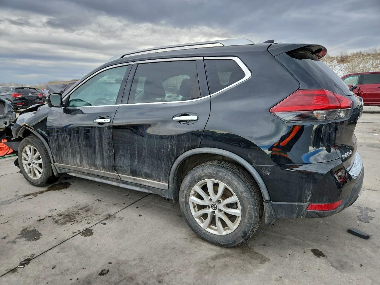 2018 Niss Rogue sv