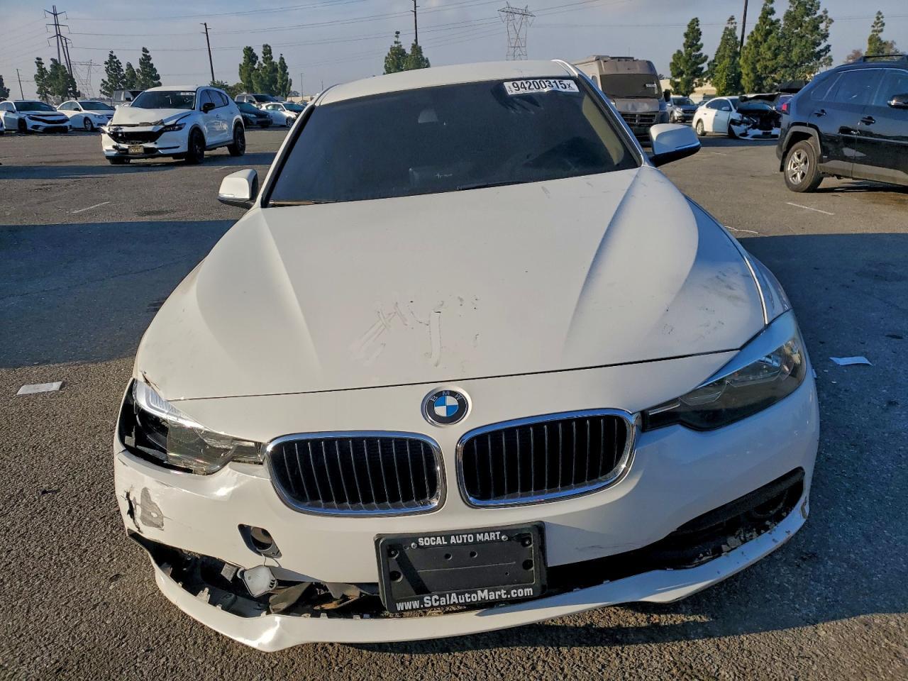2017 BMW 320 i
