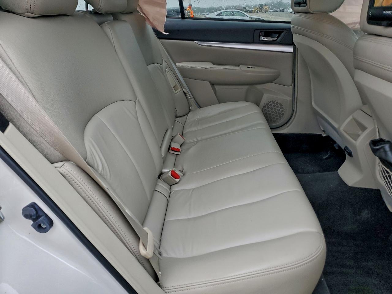 2014 Subaru Outback 2.5i Premium
