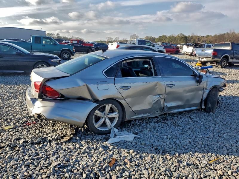 2012 Volkswagen Passat se