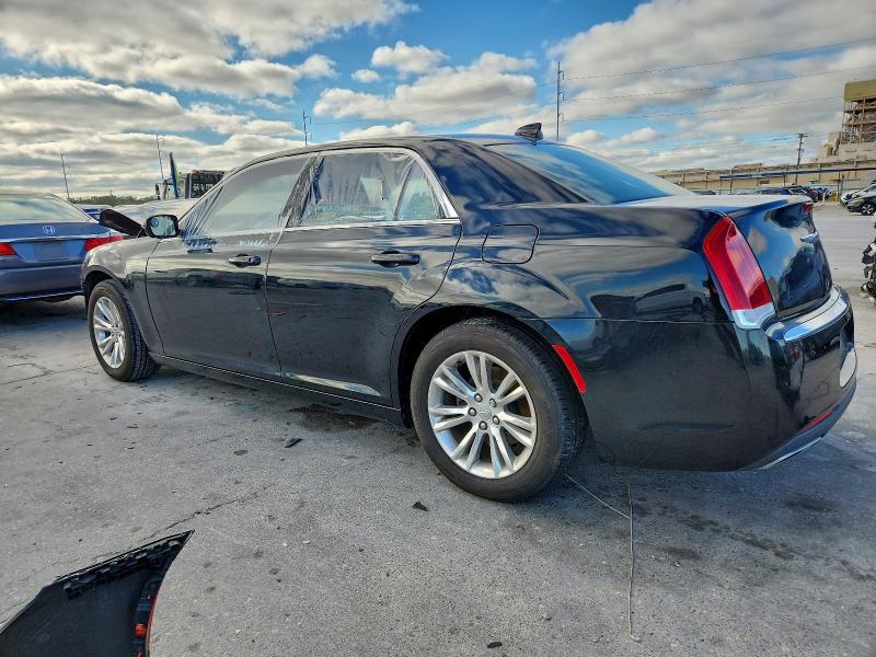 2017 Chrysler 300 Limited