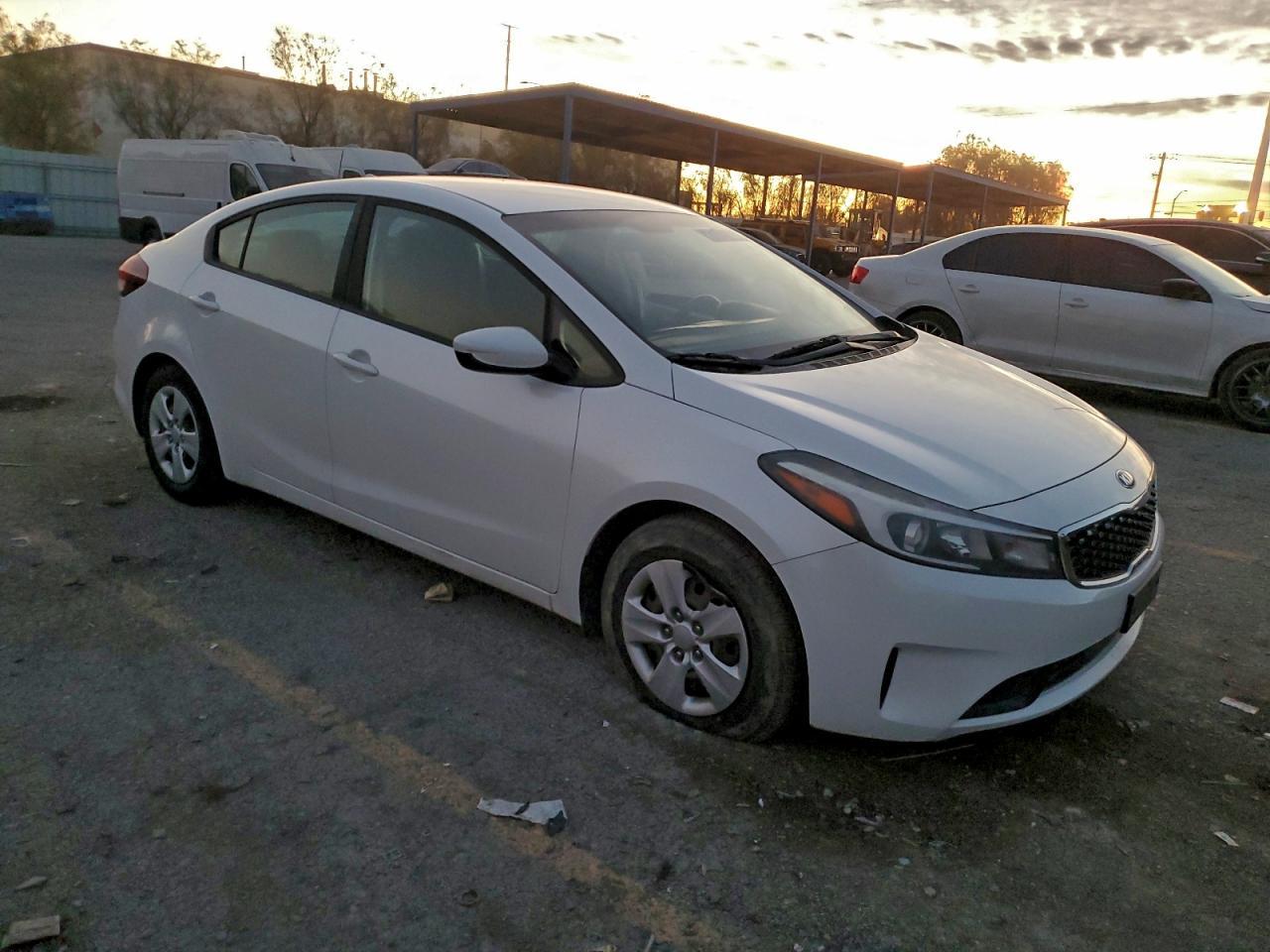 2018 KIA Forte lx