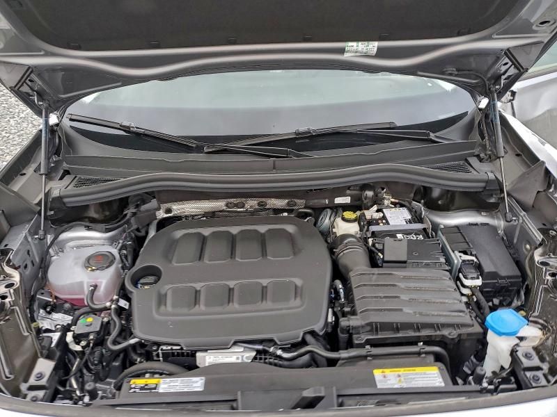 2025 Volkswagen Tiguan se