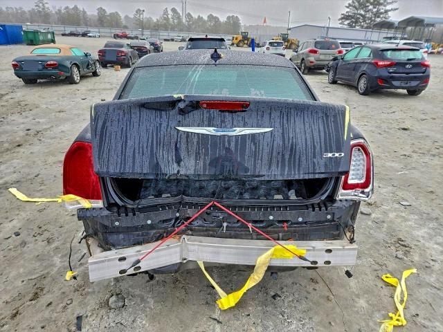 2018 Chrysler 300 Touring