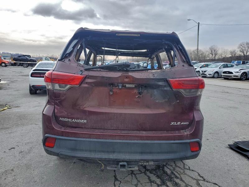 2018 Toyota Highlander se