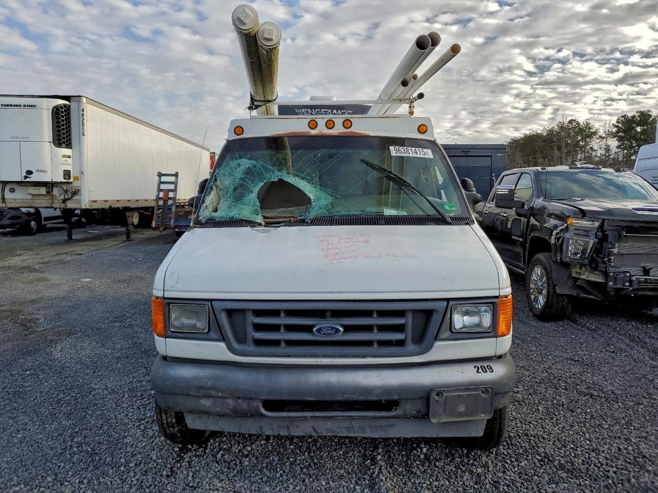 2004 Ford E350 Utility / Service Truck