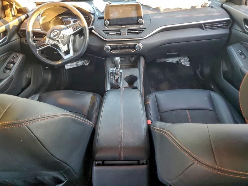 2020 Nissan Altima sr