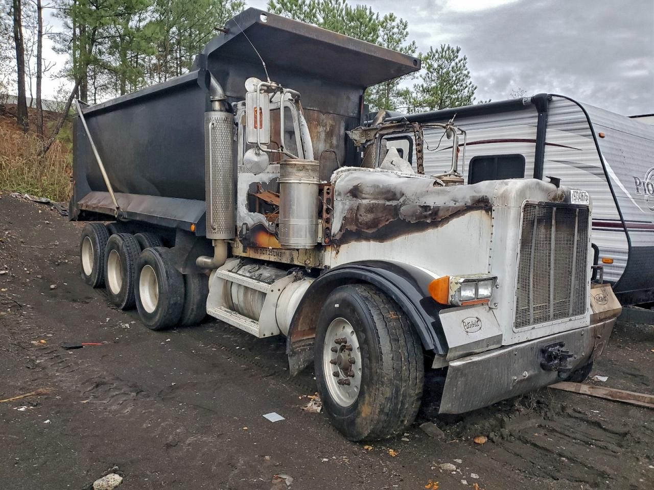 2007 Peterbilt 379 Dump Truck