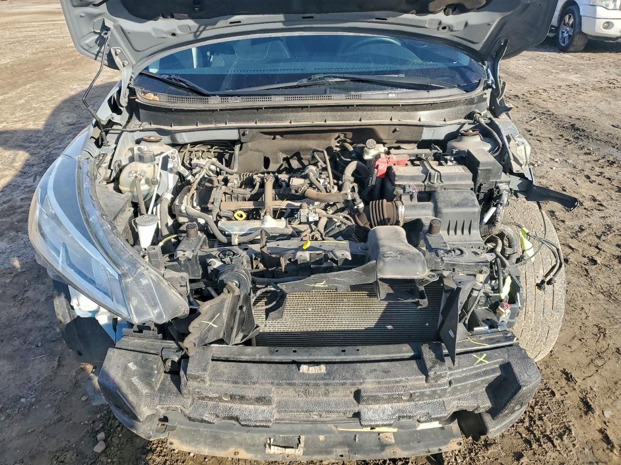 2022 Nissan Kicks sv