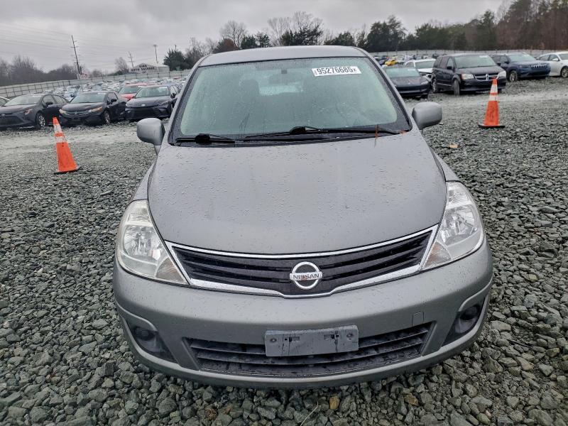 2012 Nissan Versa s