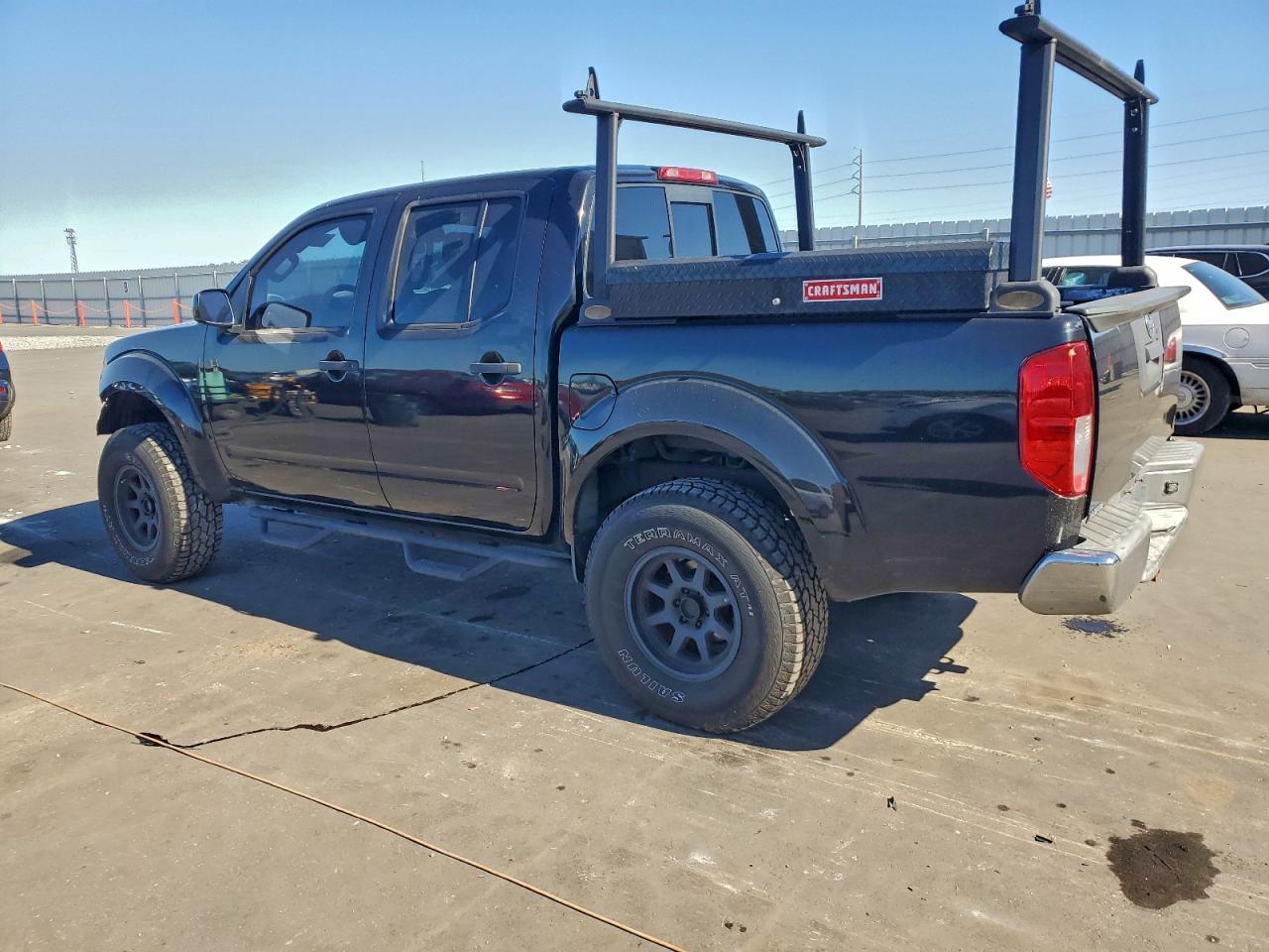 2016 Nissan Frontier s