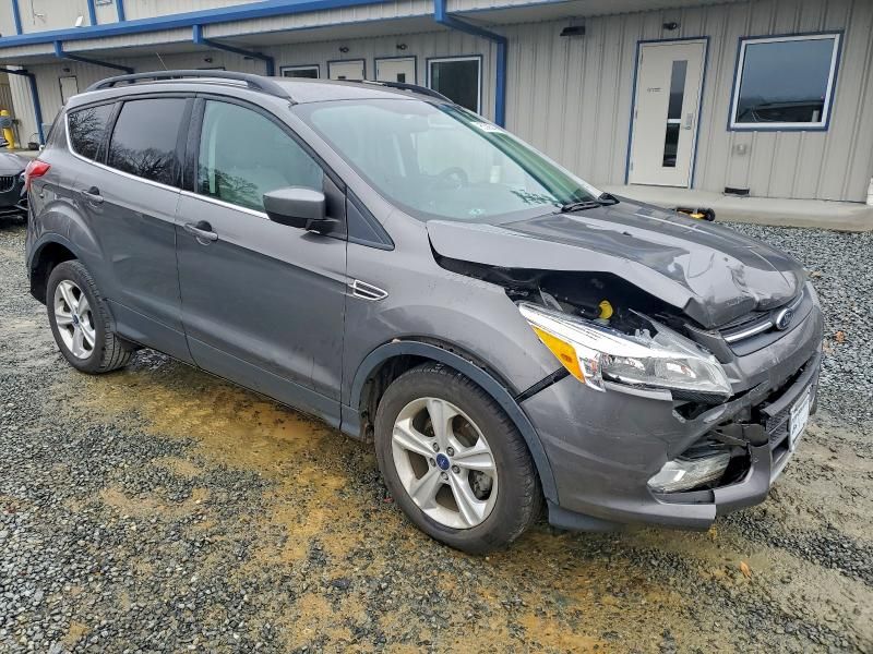 2014 Ford Escape se