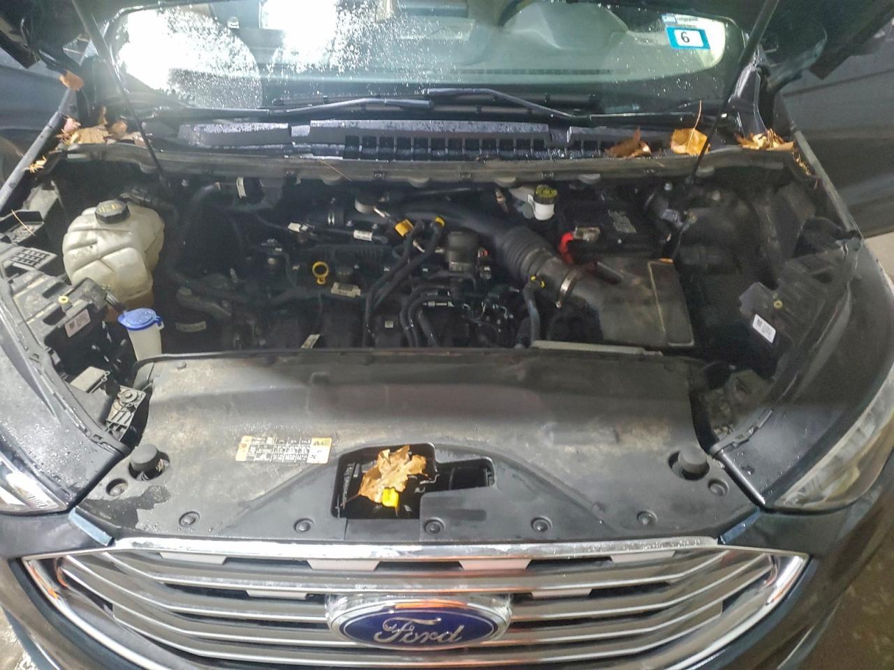 2022 Ford Edge sel
