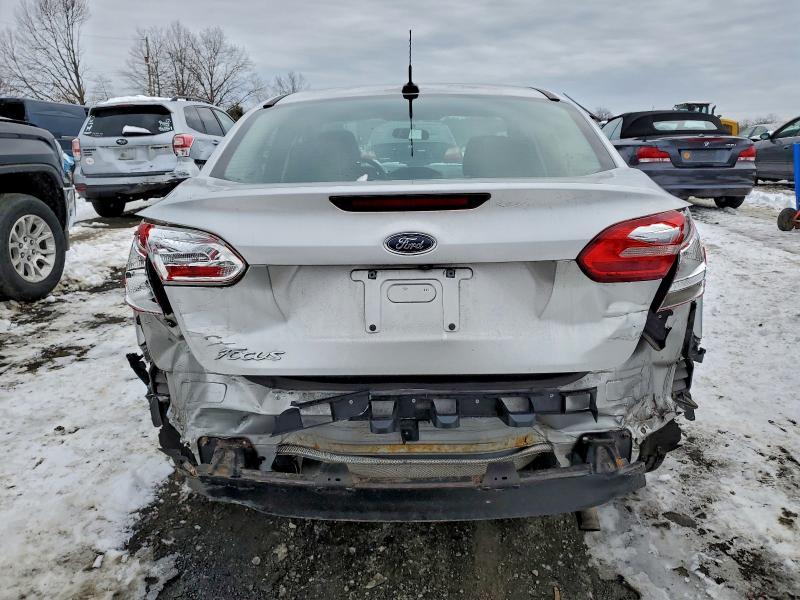 2018 Ford Focus s