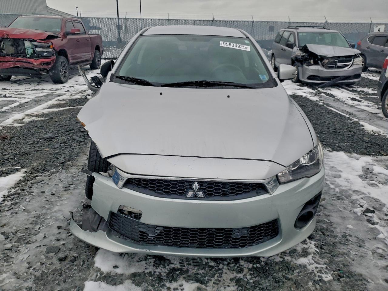 2016 Mitsubishi Lancer es