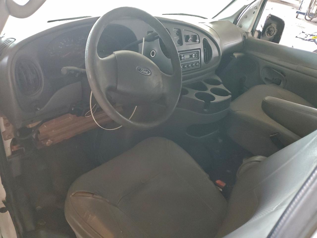 2006 Ford Econoline E250 van