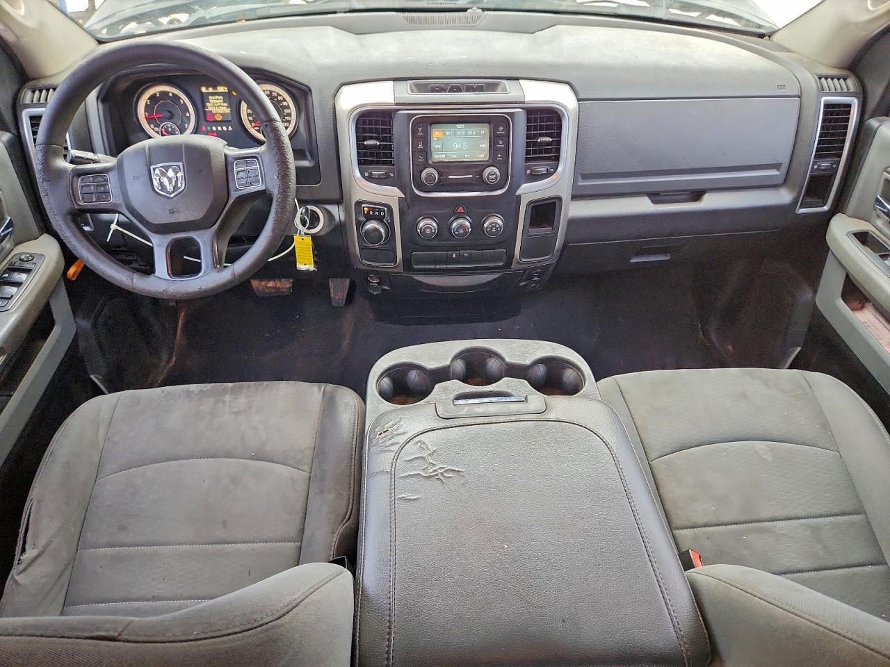 2018 Dodge Ram 1500 slt