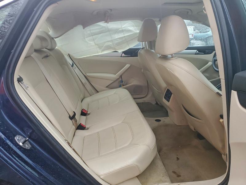 2013 Volkswagen Passat se