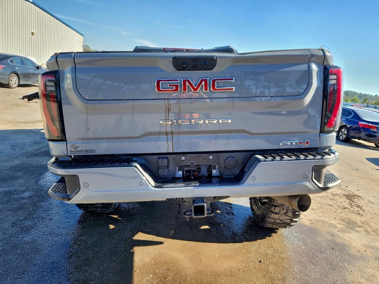 2025 GMC Sierra K2500 AT4