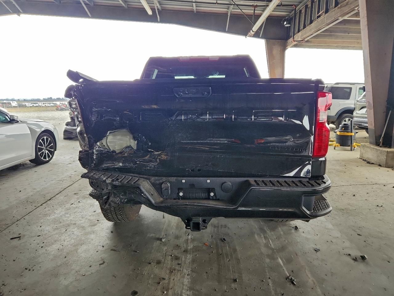 2025 Chevrolet Silverado K1500 Custom