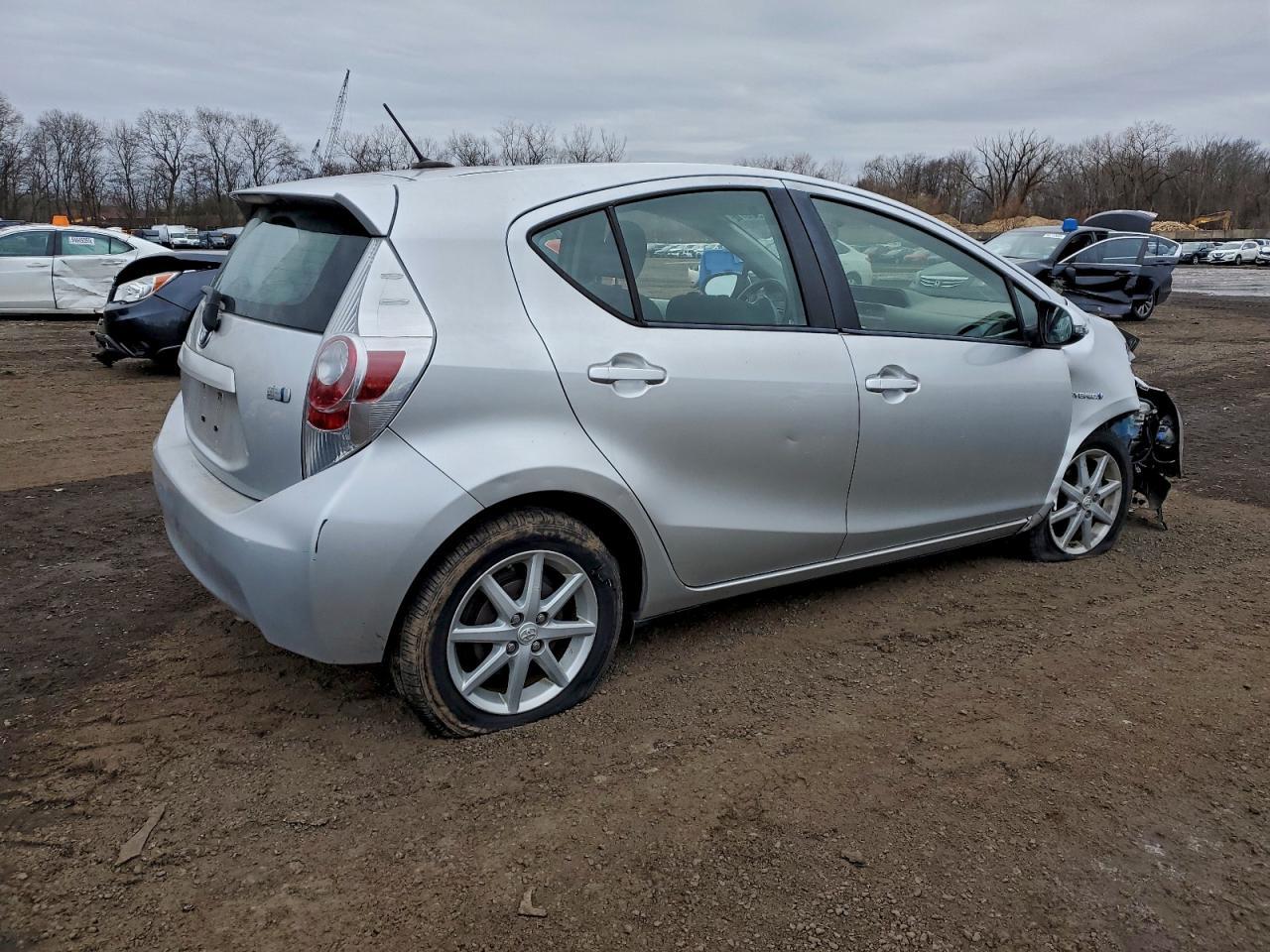 2013 Toyota Prius c