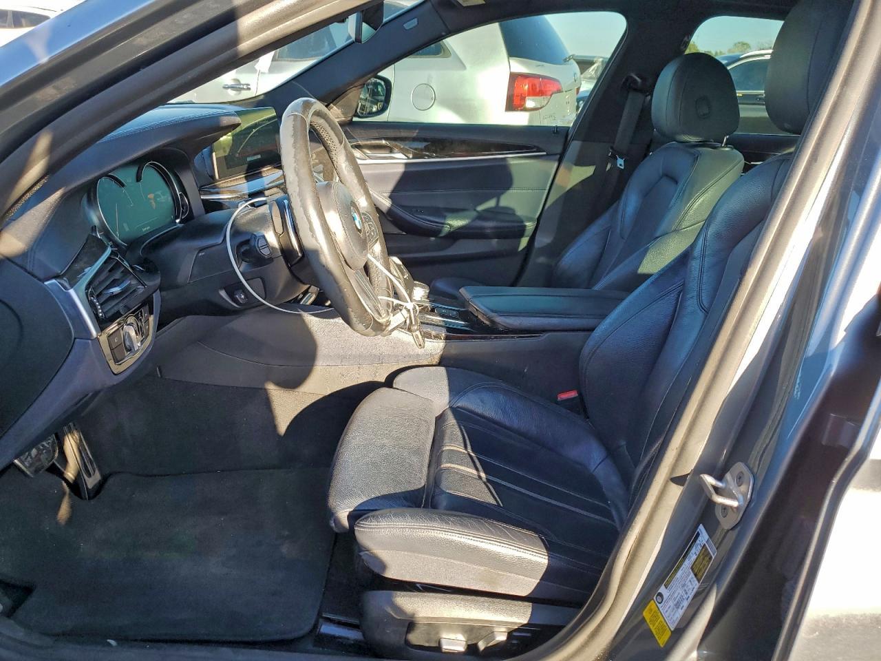 2018 BMW 540 i