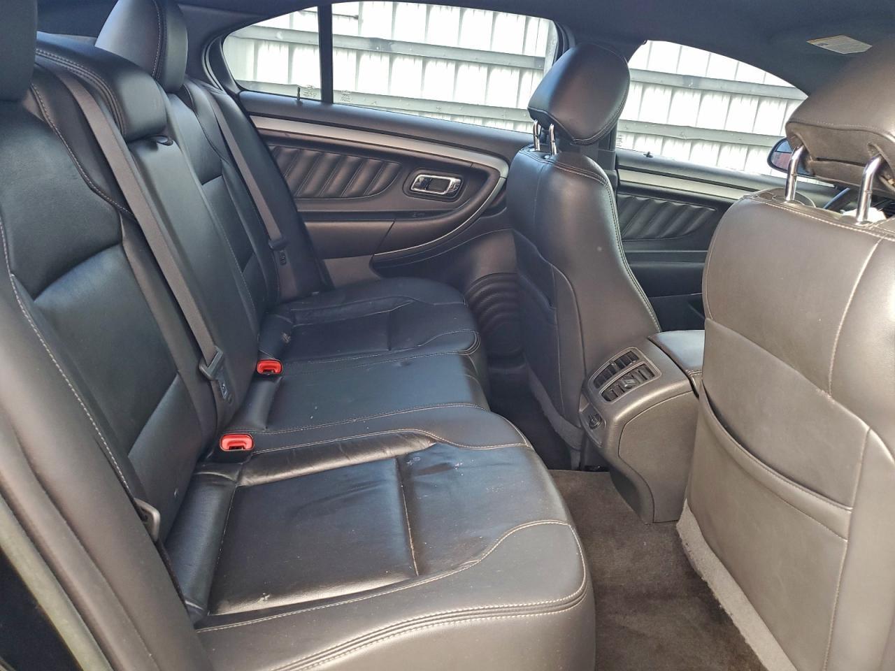 2017 Ford Taurus sel