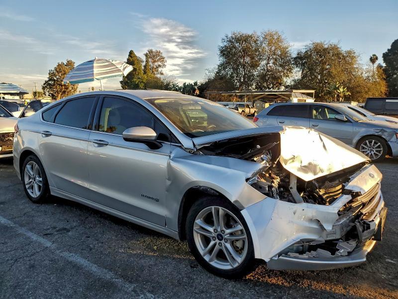 2018 Ford Fusion se Hybrid