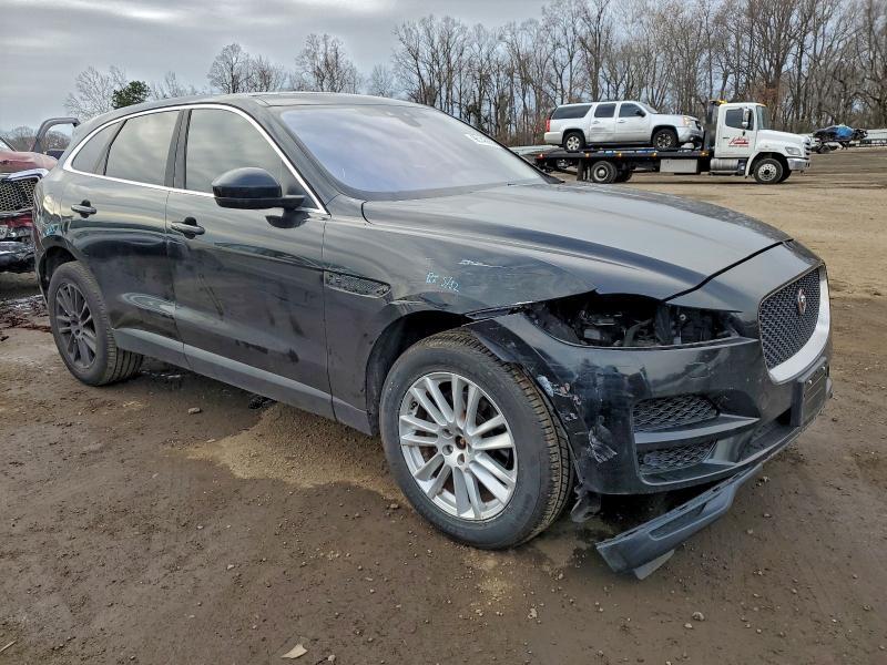 2017 Jaguar F-pace Prestige