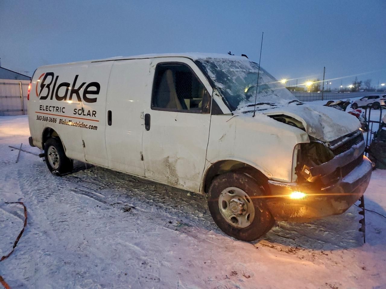 2025 Chevrolet Express G3500 Delivery van