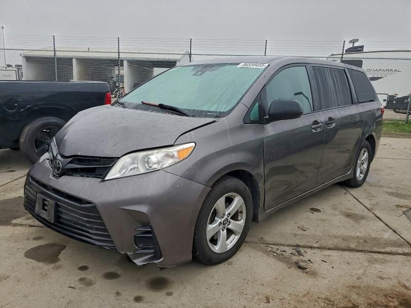 2018 Toyota Sienna l