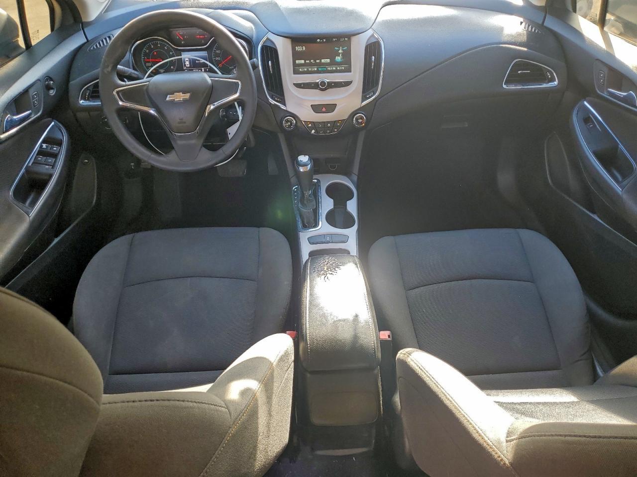 2018 Chevrolet Cruze ls